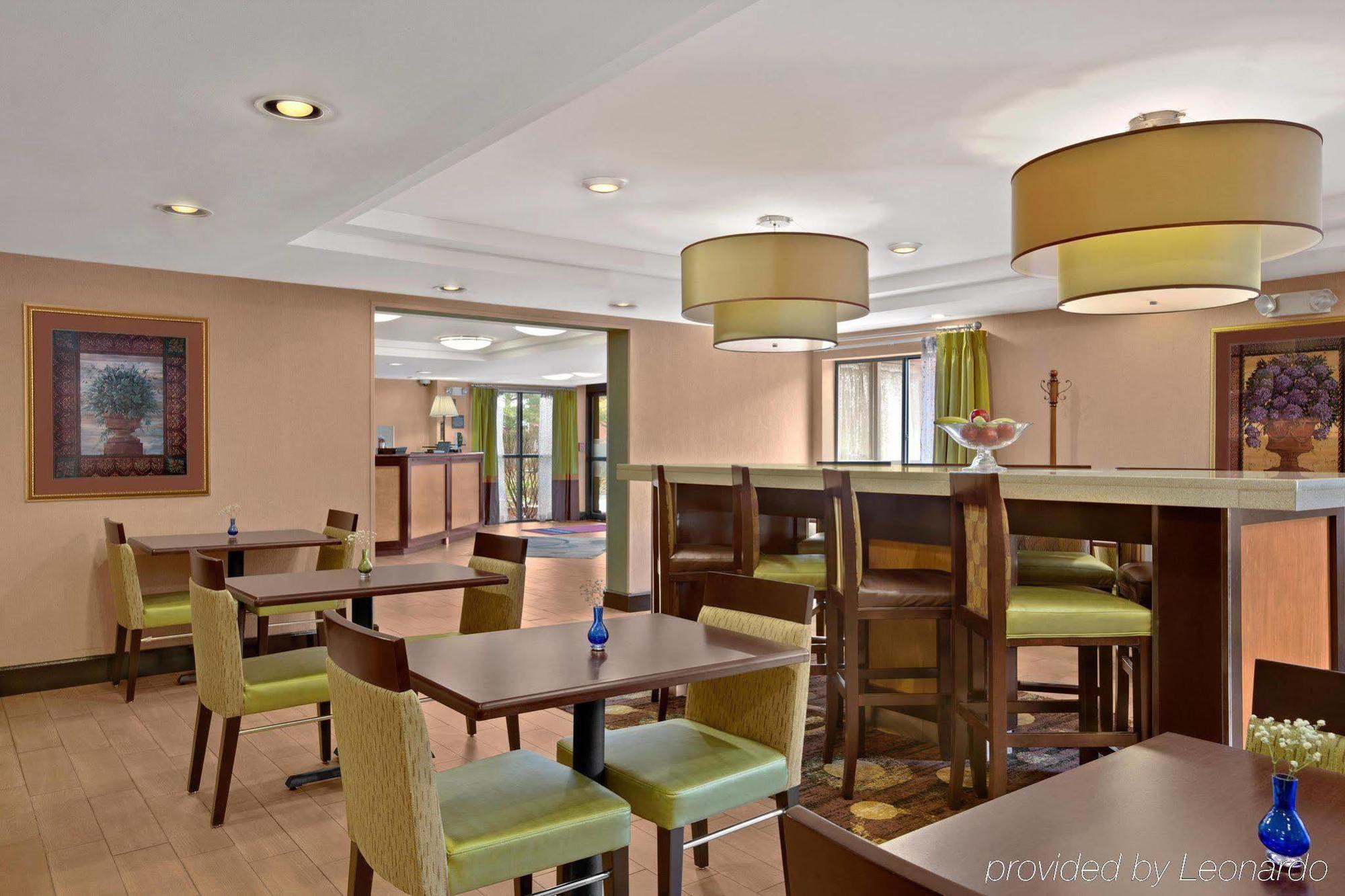 Holiday Inn Express Hartford South - Rocky Hill By Ihg Exterior foto