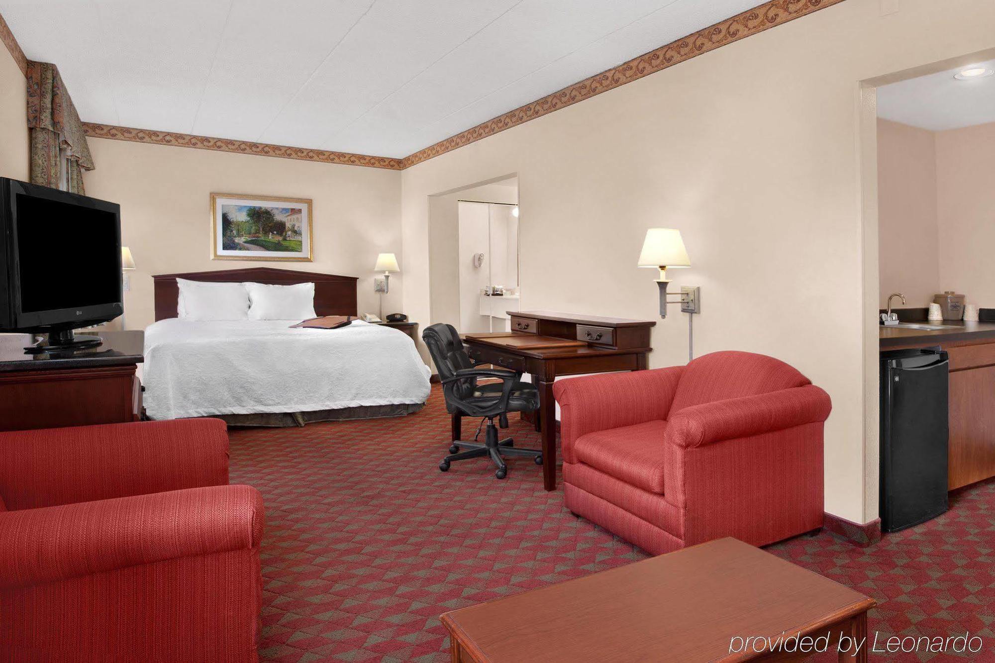 Holiday Inn Express Hartford South - Rocky Hill By Ihg Exterior foto